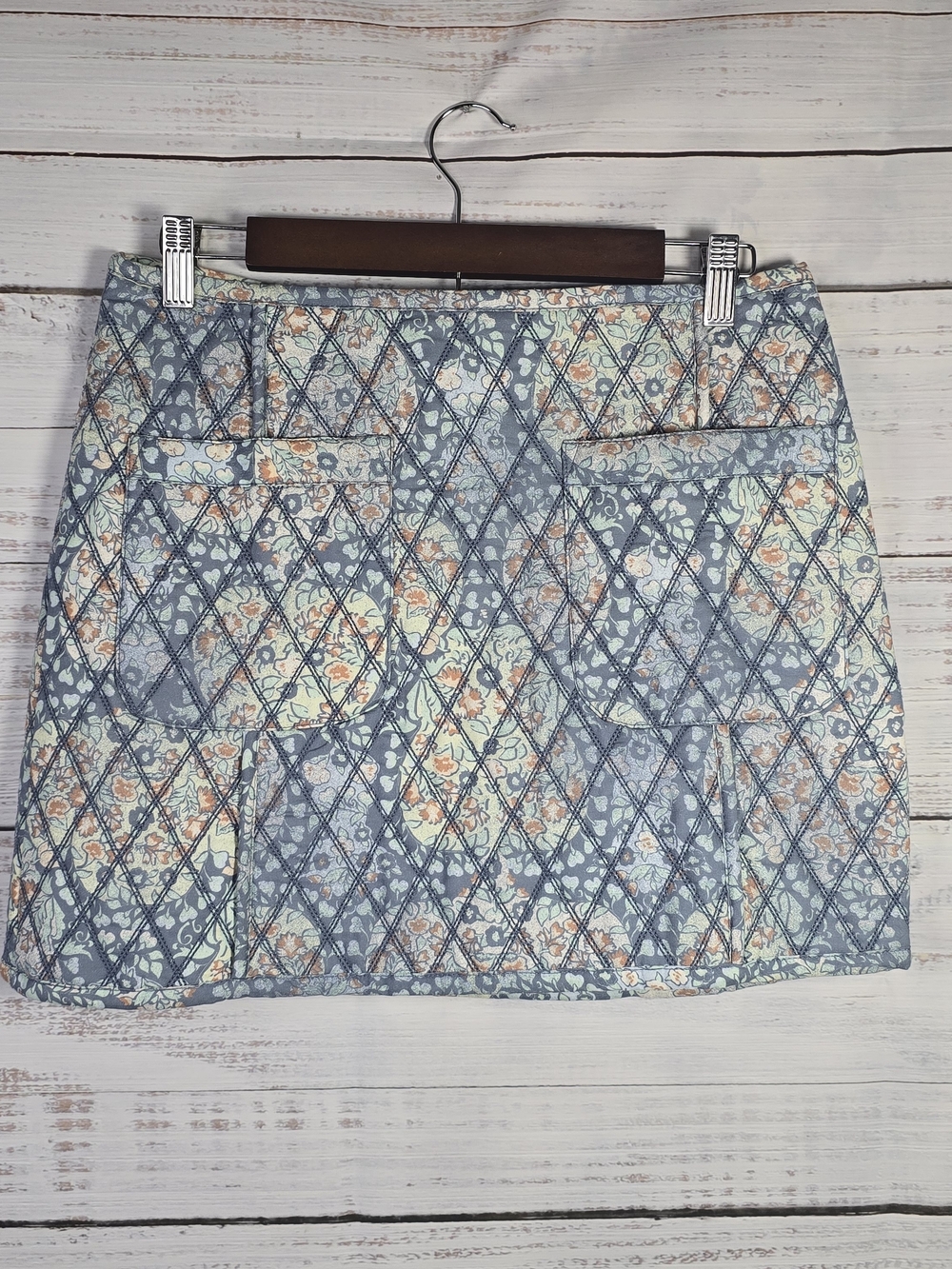 Free People Quilted Floral Mini Skirt Size 2 Boho Patchwork Pockets NWT